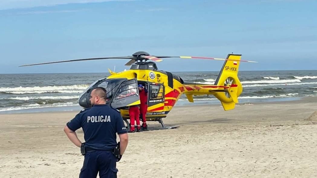 Elbląg, Plaża w Jantarze podczas akcji służb ratunkowych, Elbląg, Plaża w Jantarze podczas akcji służb ratunkowych,