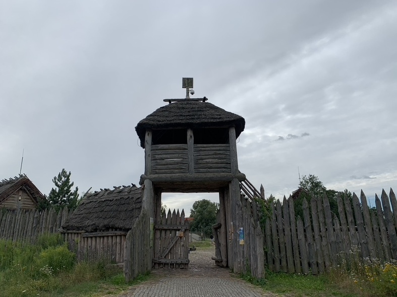 Elbląg, Faktoria, czyli podróż bursztynowym szlakiem  (Na spacer z portElem, odc. 13)