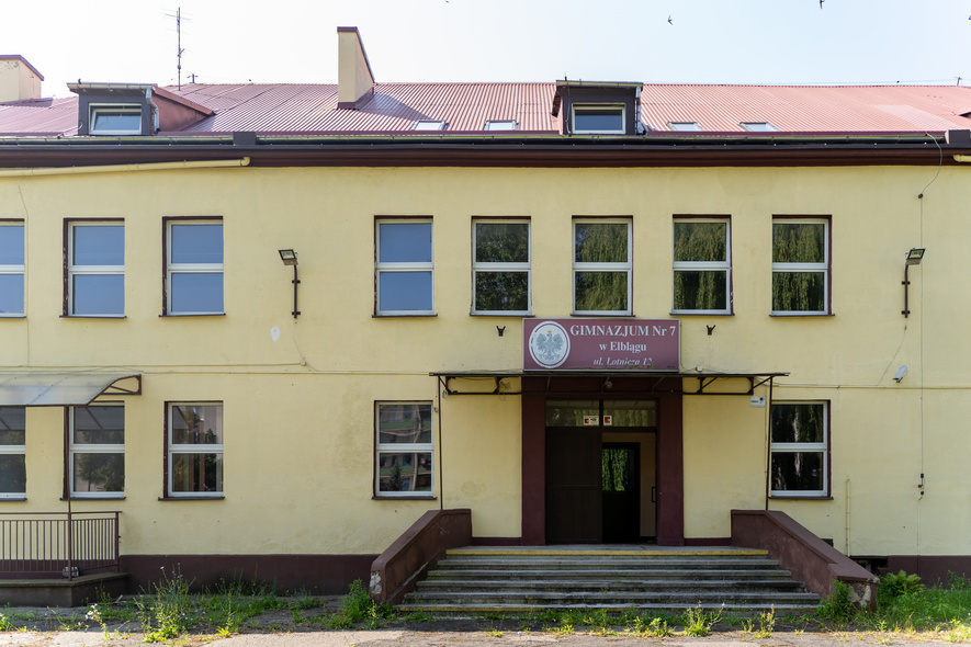 Elbląg, PSONI w byłym gimnazjum Elbląg, PSONI w byłym gimnazjum