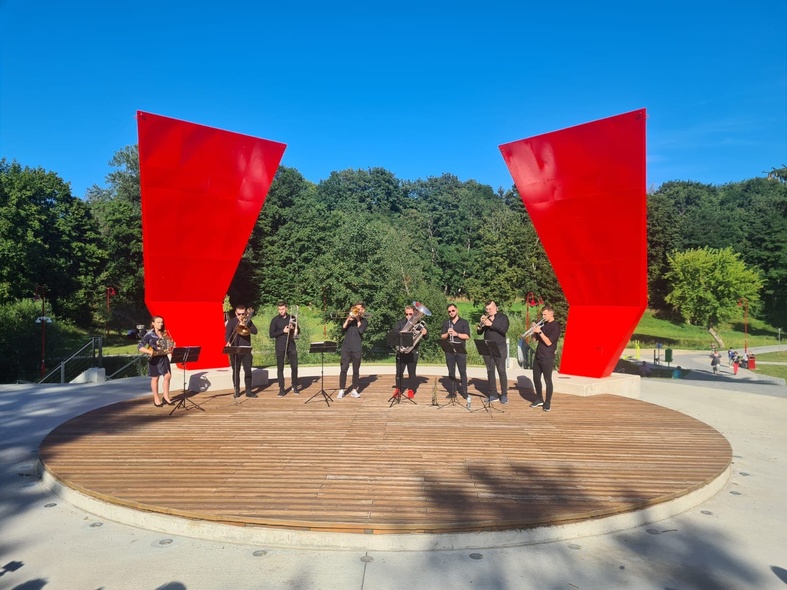 Elbląg, W Parku Dolinka grała muzyka filmowa Elbląg, W Parku Dolinka grała muzyka filmowa