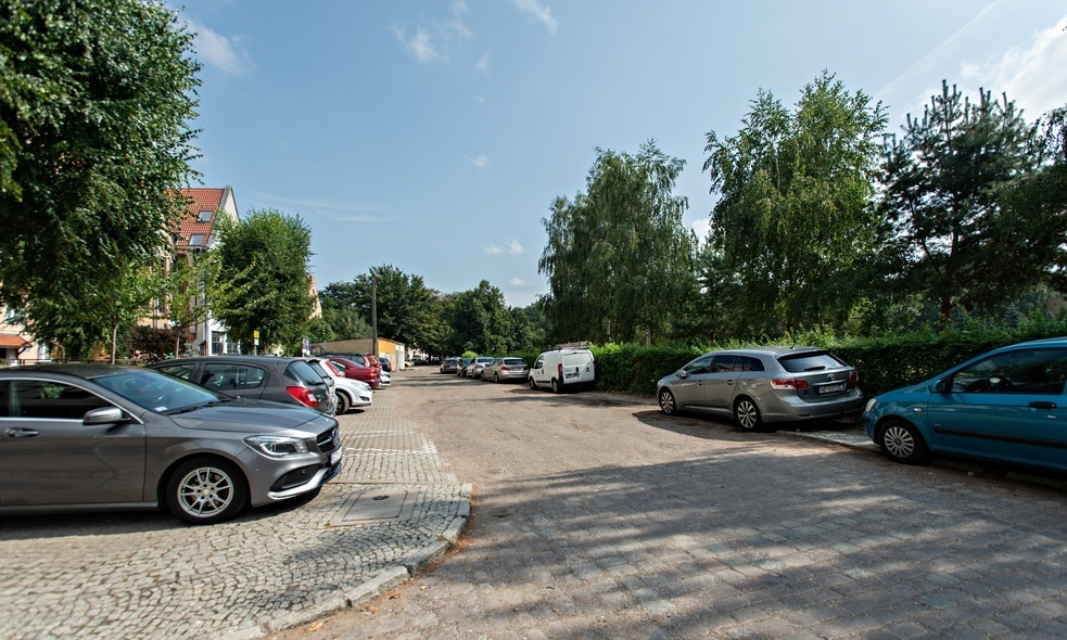 Elbląg, Przy Kumieli mają powstać miejsca parkingowe Elbląg, Przy Kumieli mają powstać miejsca parkingowe
