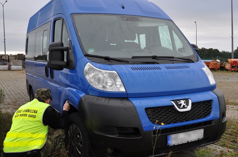 Elbląg, Peugeot skradziony w Bułgarii odzyskany w Grzechotkach