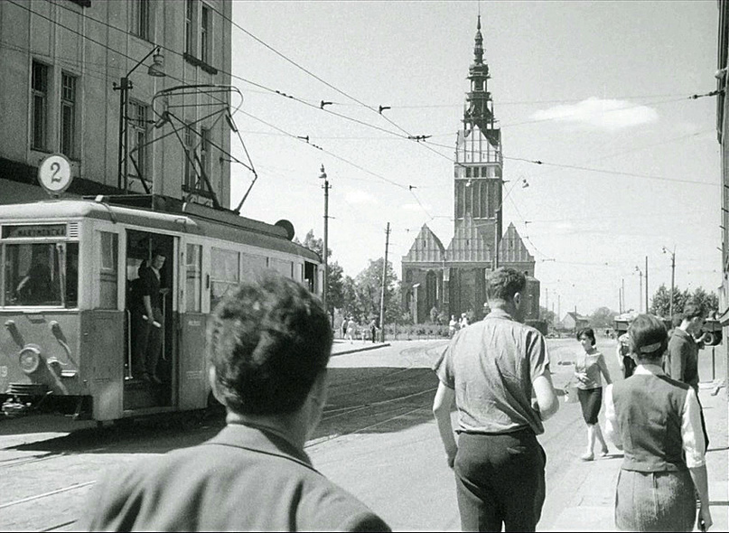 Elbląg, Powraca cykl „Elbląg na dużym ekranie”