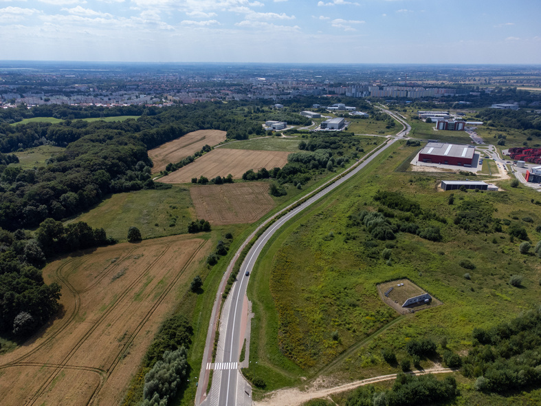 Elbląg, Widok na Modrzewinęz drona Elbląg, Widok na Modrzewinęz drona