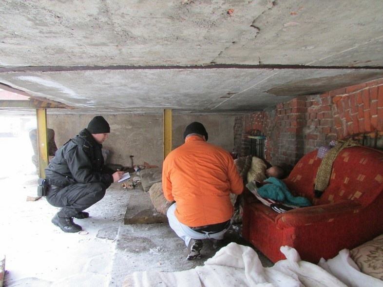 Elbląg, Streetworker, patrole i ogrzewalnie