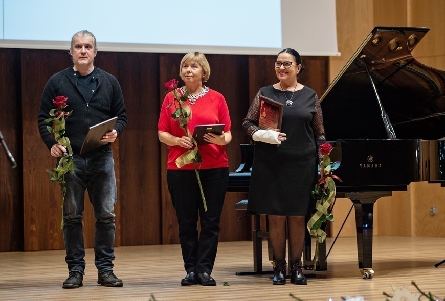 Elbląg, Marcin Wiśniewski, Wiesława Parys i Bogumiła Salmonowicz na Gali Fundacji Elbląg Elbląg, Marcin Wiśniewski, Wiesława Parys i Bogumiła Salmonowicz na Gali Fundacji Elbląg