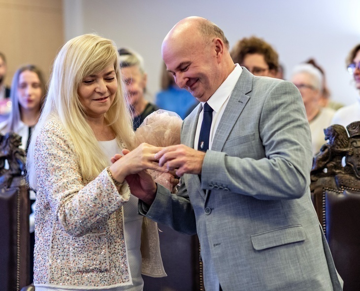 Elbląg, Nina i Ryszard pobrali się 16 grudnia w Elblągu Elbląg, Nina i Ryszard pobrali się 16 grudnia w Elblągu