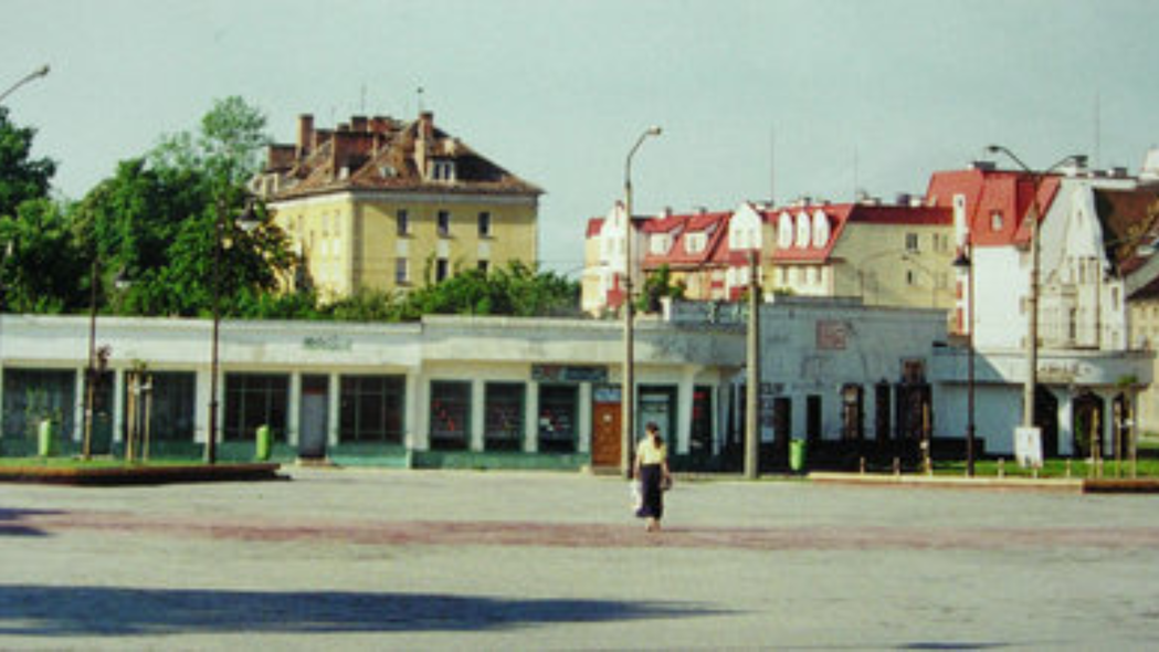 Elbląg, Zakupy o smaku lat 90. (Elbląskie Archiwum Foto)