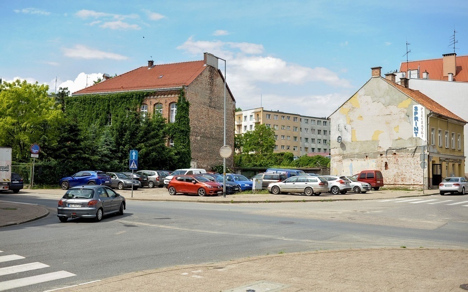Elbląg, Śmietników brakuje m.in. na Słonecznej i Kosynierów Gdyńskich. Elbląg, Śmietników brakuje m.in. na Słonecznej i Kosynierów Gdyńskich.