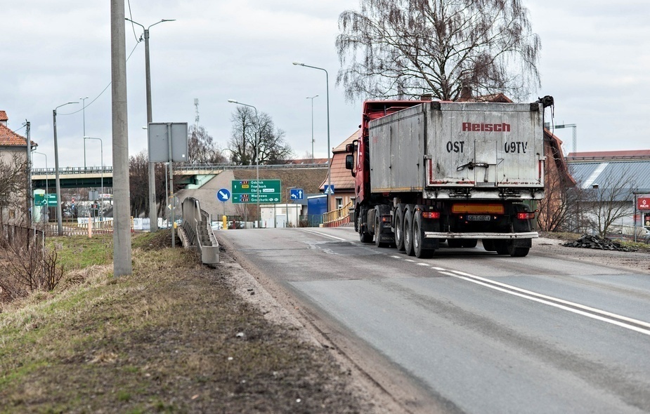 Elbląg, Przebudowy wymaga ten most nad rzeką Fiszewką