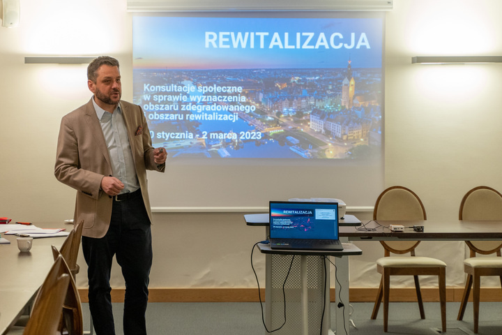 Elbląg, Andrzej Brzozowy mówił o założeniach rewitalizacji w Elblągu Elbląg, Andrzej Brzozowy mówił o założeniach rewitalizacji w Elblągu