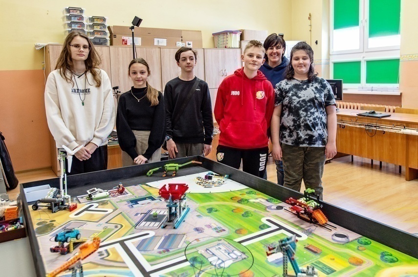 Elbląg, Konstruują, programują, bawią się i uczą Elbląg, Konstruują, programują, bawią się i uczą