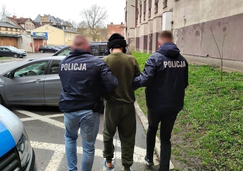 Elbląg, Kolejne zarzuty dla 28-latka okradającego sklepy Elbląg, Kolejne zarzuty dla 28-latka okradającego sklepy