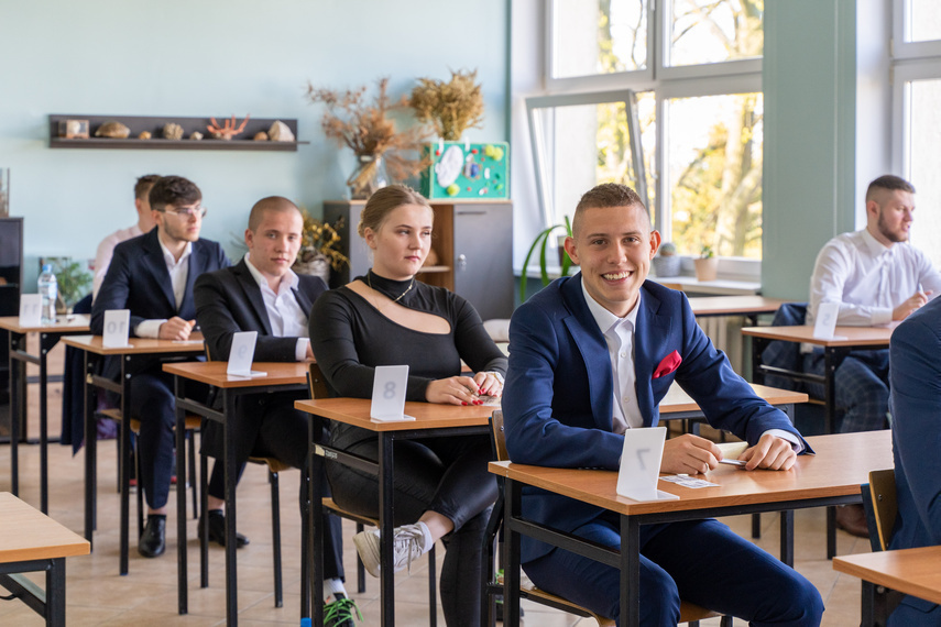 Elbląg, "Kordian" jak najbardziej, "Potop" niekoniecznie. Matury rozpoczęte Elbląg, "Kordian" jak najbardziej, "Potop" niekoniecznie. Matury rozpoczęte