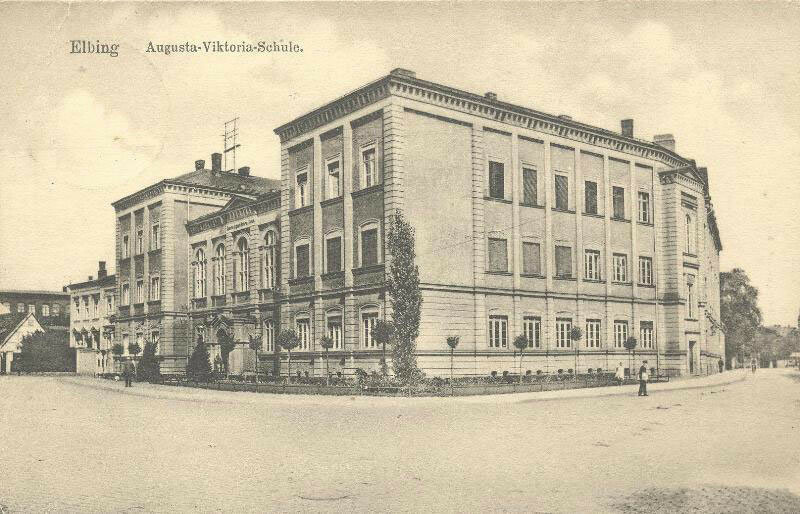 Elbląg, Wyższa Szkoła dla Dziewcząt, następnie mieściło się tu Liceum im. Cesarzowej Augusty Wiktorii Elbląg, Wyższa Szkoła dla Dziewcząt, następnie mieściło się tu Liceum im. Cesarzowej Augusty Wiktorii