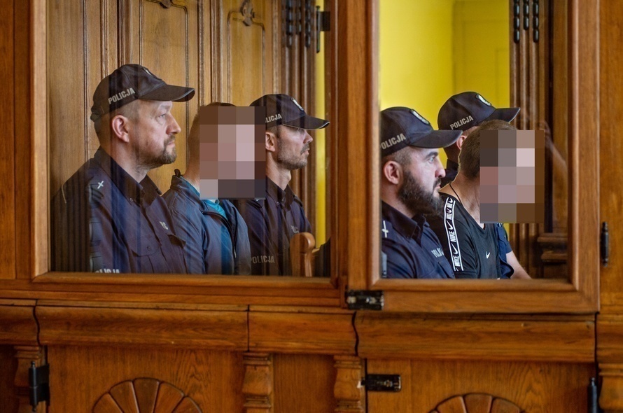 Elbląg, Adam M. oraz Łukasz Ż podczas ogłaszania wyroku, Elbląg, Adam M. oraz Łukasz Ż podczas ogłaszania wyroku,