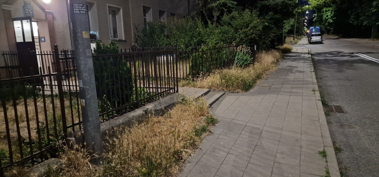 Elbląg, Zaniedbana ulica Lubraniecka (Czytelnicy piszą) Elbląg, Zaniedbana ulica Lubraniecka (Czytelnicy piszą)