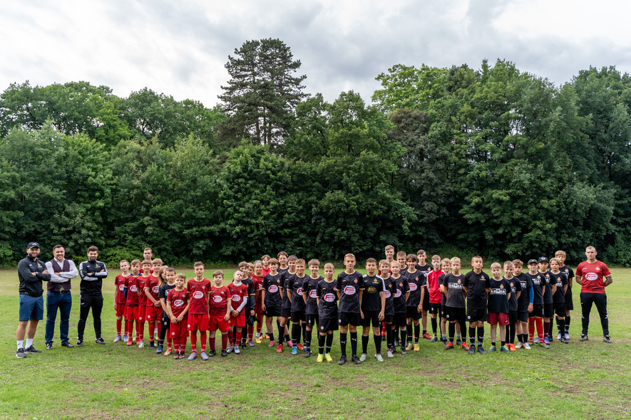 Co łączy futbol i nieruchomości? W Elblągu bardzo wiele! Co łączy futbol i nieruchomości? W Elblągu bardzo wiele!