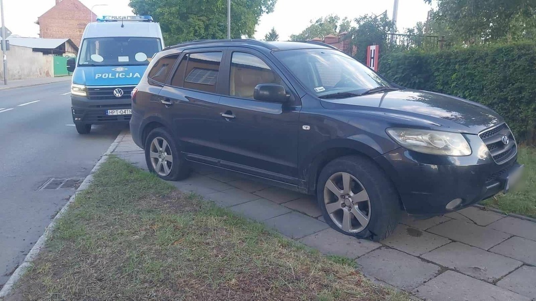 Elbląg, Policja szuka świadków niebezpiecznego zachowania kierującego Elbląg, Policja szuka świadków niebezpiecznego zachowania kierującego
