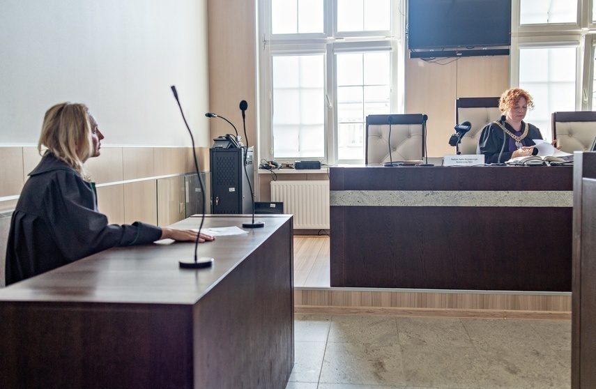 Elbląg, Na posiedzenie sądu oprócz mediów stawiła się jedynie obrończyni oskarżonych Elbląg, Na posiedzenie sądu oprócz mediów stawiła się jedynie obrończyni oskarżonych
