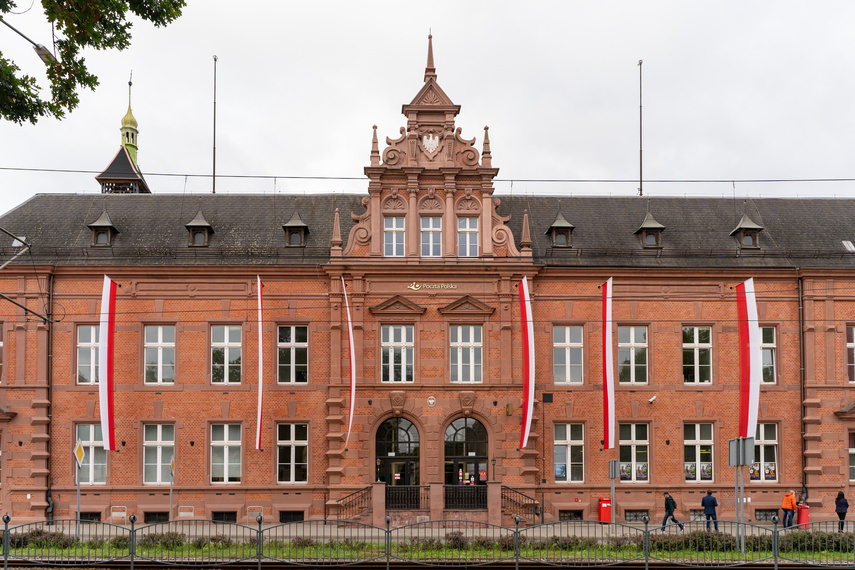 Elbląg, Pocztowo-fasadowo na nowo