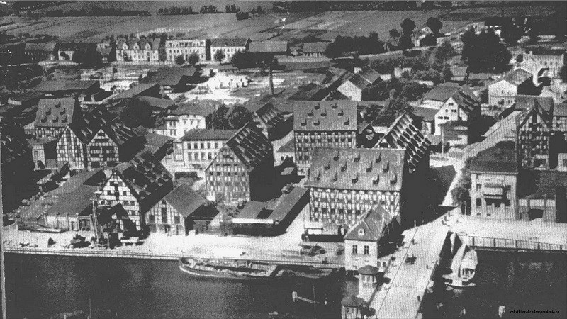 Elbląg, Wyspa Spichrzów (niem. Speicherinsel) Elbląg, Wyspa Spichrzów (niem. Speicherinsel)