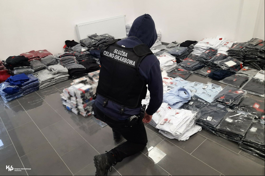 Elbląg, Tysiące sztuk podrabianej odzieży w Elblągu i Pasłęku Elbląg, Tysiące sztuk podrabianej odzieży w Elblągu i Pasłęku
