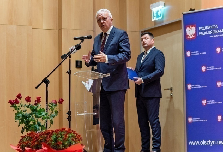 Elbląg, Krzysztof Nowacki podczas obchodów Dnia Edukacji Narodowej w Elblągu. Elbląg, Krzysztof Nowacki podczas obchodów Dnia Edukacji Narodowej w Elblągu.