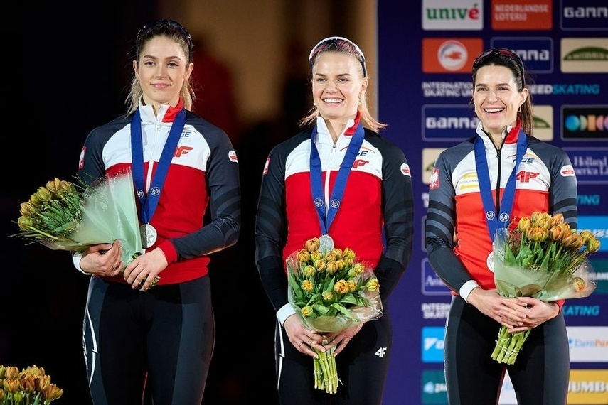 Elbląg, Reprezentacja Polski z Igą Wojtasik (pierwsza z lewej) wywalczyła srebrny medal na ME Elbląg, Reprezentacja Polski z Igą Wojtasik (pierwsza z lewej) wywalczyła srebrny medal na ME