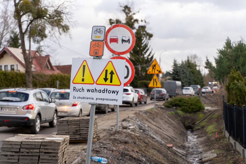 Elbląg, Kilkaset metrów dla kierowców drogą przez mękę Elbląg, Kilkaset metrów dla kierowców drogą przez mękę