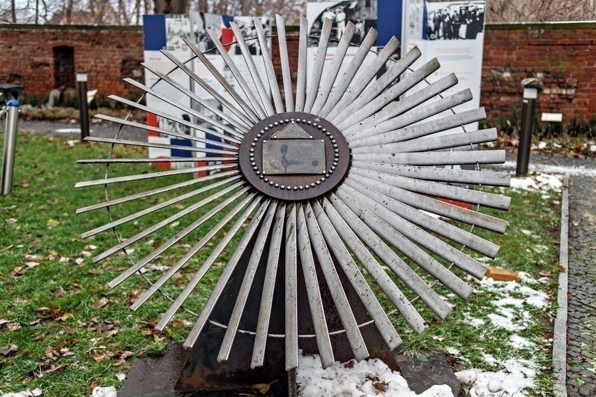 Elbląg, Historia pewnego czynu partyjnego Elbląg, Historia pewnego czynu partyjnego