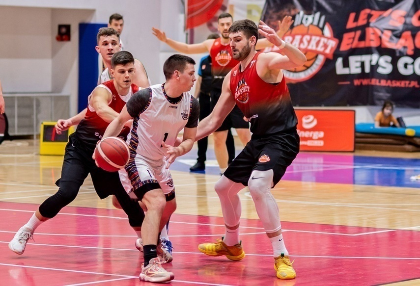 Elbląg, Basketball włącza turbo i odjeżdża Elbląg, Basketball włącza turbo i odjeżdża