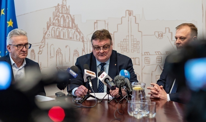 Elbląg, W konferencji udział wzięłi: Janusz Nowak, Witold Wróblewski i Michał Missan Elbląg, W konferencji udział wzięłi: Janusz Nowak, Witold Wróblewski i Michał Missan