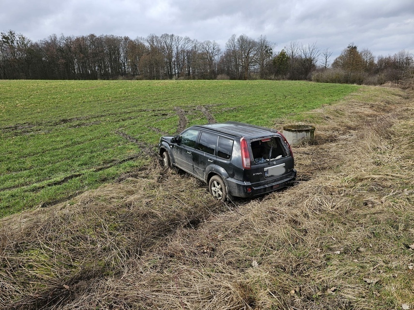 Elbląg, Ukradł auto, a potem schował się... w rowie