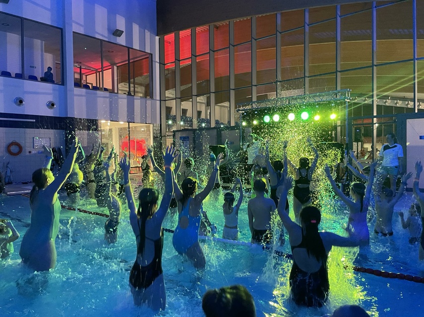 Elbląg, Wieczór pełen uśmiechów, kolorów i dobrej zabawy Elbląg, Wieczór pełen uśmiechów, kolorów i dobrej zabawy