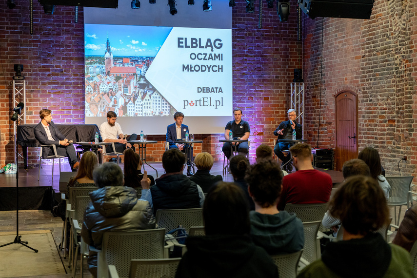 Elbląg, Miejsce dla młodych, czyli debata portElu Elbląg, Miejsce dla młodych, czyli debata portElu