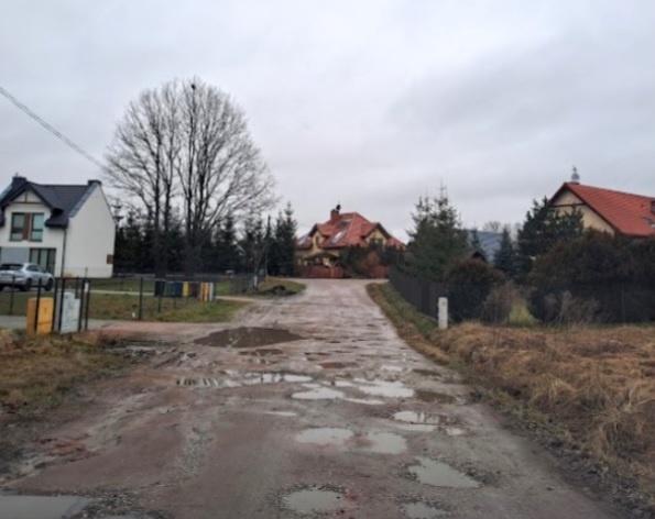 Elbląg, Niektóre drogi na Dąbrowie są w koszmarnym stanie Elbląg, Niektóre drogi na Dąbrowie są w koszmarnym stanie