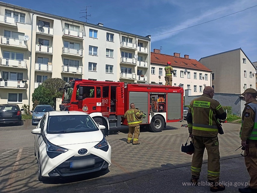 Elbląg, Dzielnicowi zapobiegli pożarowi Elbląg, Dzielnicowi zapobiegli pożarowi