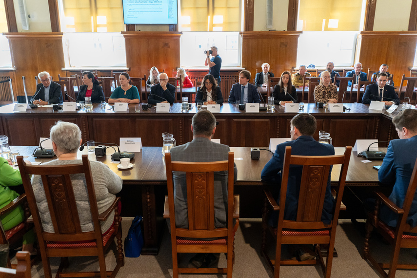 Elbląg, Quiz rymowany politycznie inspirowany Elbląg, Quiz rymowany politycznie inspirowany