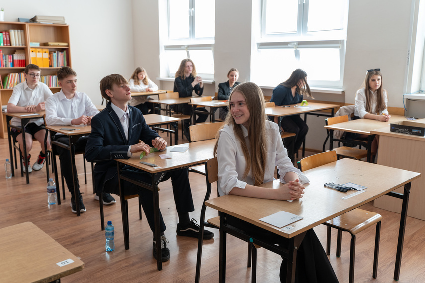 Elbląg, Dziś liczyli. Drugi dzień egzaminów ósmoklasisty