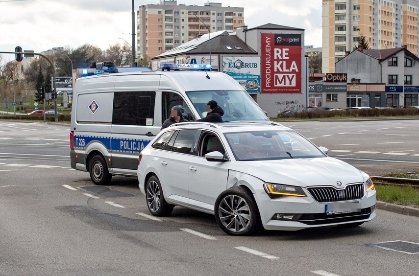 Elbląg, Pijany kierował skodą Elbląg, Pijany kierował skodą