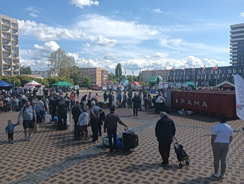 Elbląg, Przynieśli odpady, wyszli z kwiatami Elbląg, Przynieśli odpady, wyszli z kwiatami