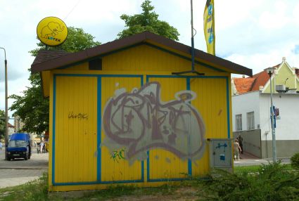 Elbląg, "Upiększony" przez osiemnastolatków pawilon Lotto Elbląg, "Upiększony" przez osiemnastolatków pawilon Lotto