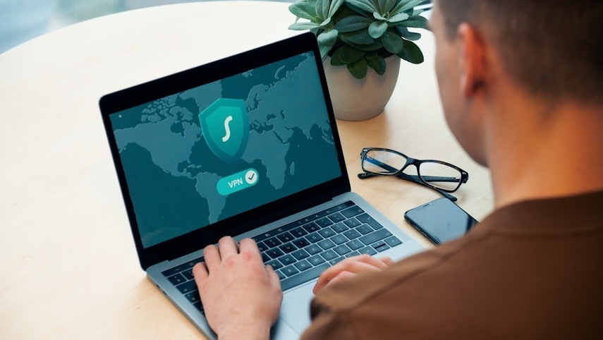 Cyberbezpieczeństwo w 2025, czyli jak nie dać się złapać w pułapki cyfrowego świata Cyberbezpieczeństwo w 2025, czyli jak nie dać się złapać w pułapki cyfrowego świata
