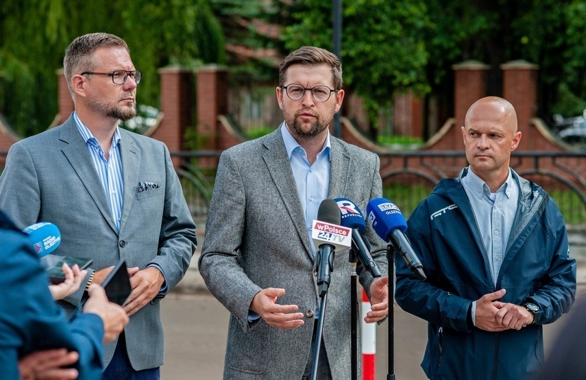 Elbląg, Od lewej Rafał Traks, Andrzej Śliwka, Łukasz Kochan Elbląg, Od lewej Rafał Traks, Andrzej Śliwka, Łukasz Kochan