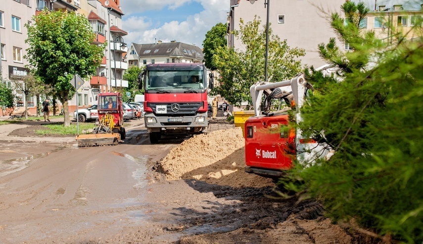 Elbląg, Przy Kumieli dzień po powodzi