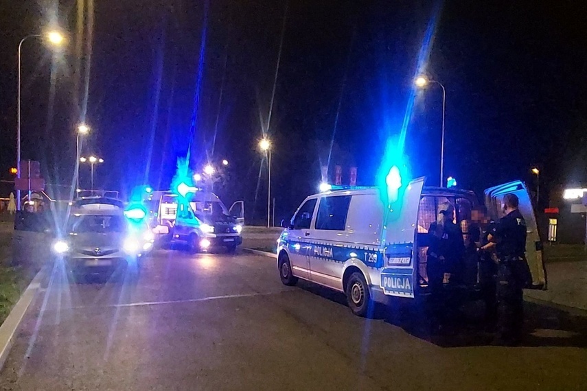 Elbląg, Uprowadzili 18-latkę i pojechali w stronę Elbląga Elbląg, Uprowadzili 18-latkę i pojechali w stronę Elbląga