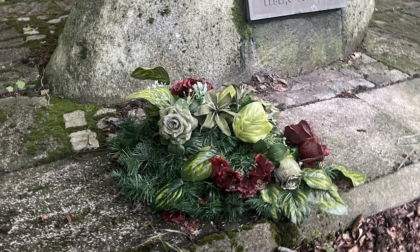 Elbląg, Te miejsca mają znaczenie dla naszej tożsamości (Śladami elbląskich pomników i tablic, odc. 3) Elbląg, Te miejsca mają znaczenie dla naszej tożsamości (Śladami elbląskich pomników i tablic, odc. 3)