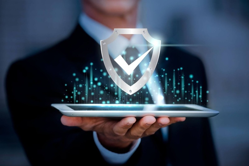 Podstawy cyberbezpieczeństwa dla właścicieli małych firm Podstawy cyberbezpieczeństwa dla właścicieli małych firm