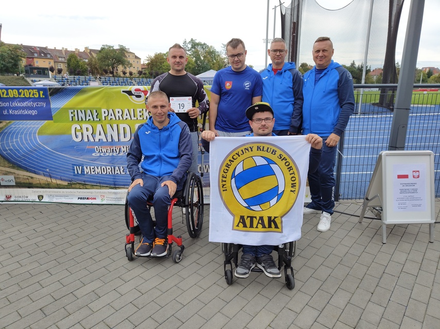 Elbląg, Zawodnicy Ataku na finale Grand Prix w paralekkoatletyce i na Pucharze Europy